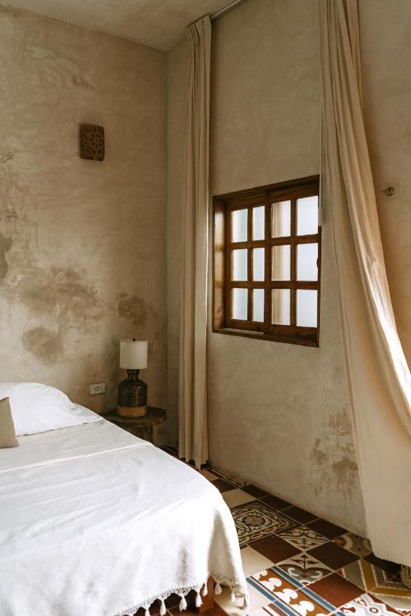 Casa Mezcla - Bed & Breakfast Mérida Esterno foto